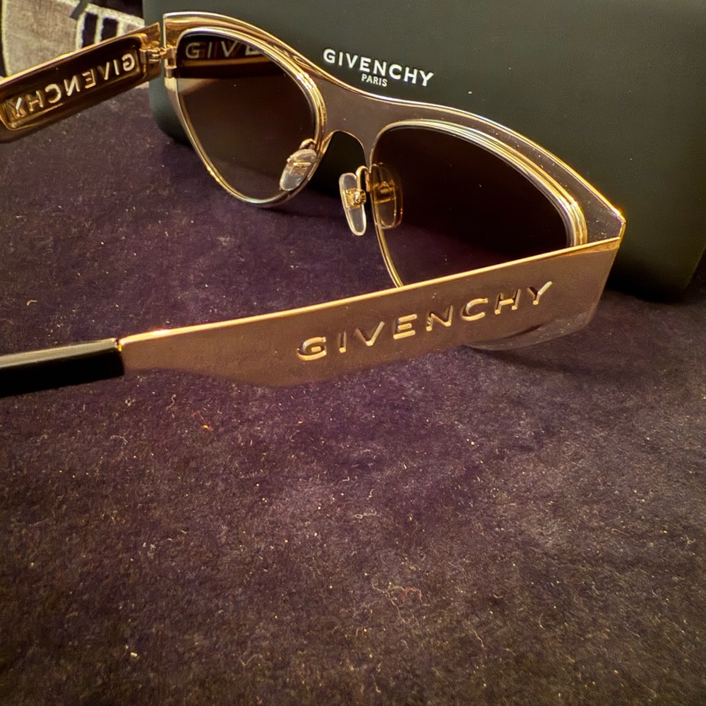 Givenchy Gold Cat-Eye Sunglasses - Picture 4 of 7